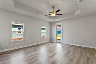 135 Cool Breeze Dr, Freeport, FL 32439 - Photo 5