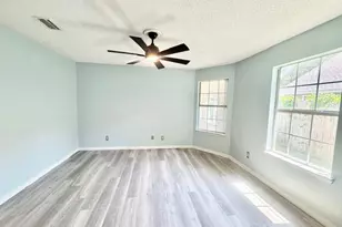 129 Wright Cir, Niceville, FL 32578 - Photo 13