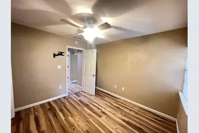 607 W Sunset Boulevard W #A, Fort Walton Beach, FL 32547 - Photo 11