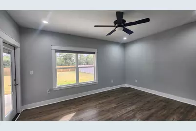 9149 Timber Lane Lane, Navarre, FL 32566 - Photo 9