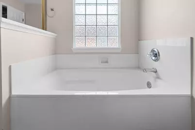 1614 Myrtlewood Lane, Niceville, FL 32578 - Photo 33