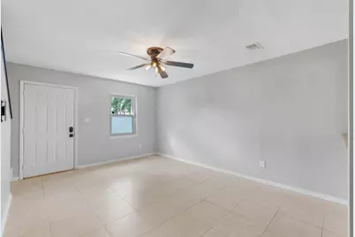 696 Tyner Street #2, Fort Walton Beach, FL 32547 - Photo 3