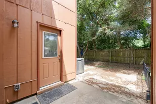 696 Tyner St, Fort Walton Beach, FL 32547 - Photo 21