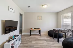 2005 Cardinal Ln, Navarre, FL 32566 - Photo 5