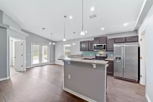 229 Croft Cir, Crestview, FL 32536 - Photo 5