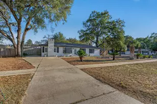 420 Paradise Rd, Niceville, FL 32578 - Photo 39