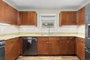 1598 26th St, Niceville, FL 32578 - Photo 13