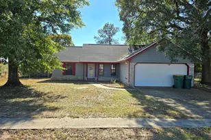 404 Brown Pl, Crestview, FL 32539 - Photo 1