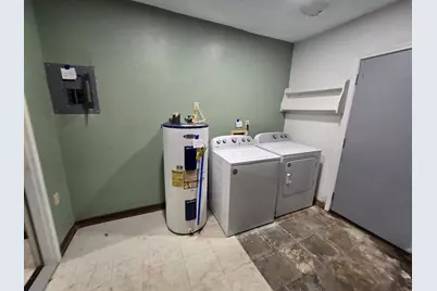 404 Brown Place, Crestview, FL 32539 - Photo 13