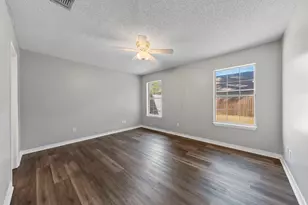 2528 Hilton Dr, Navarre, FL 32566 - Photo 31