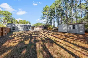 2528 Hilton Dr, Navarre, FL 32566 - Photo 39