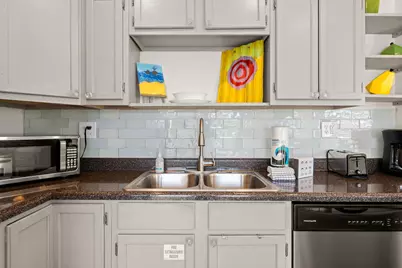 209 E Lakeshore East Drive E, Panama City Beach, FL 32413 - Photo 13