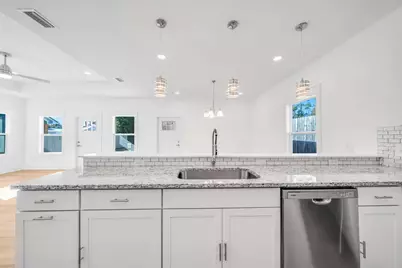 150 Bayou Avenue, Panama City, FL 32401 - Photo 7