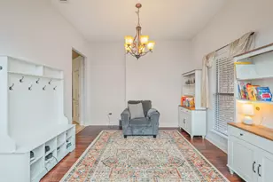 5655 N Brook Dr, Crestview, FL 32539 - Photo 5