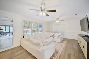 1024 Juniper Ave, Niceville, FL 32578 - Photo 23