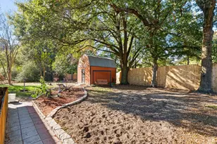 212 Aza Pl, Crestview, FL 32539 - Photo 21