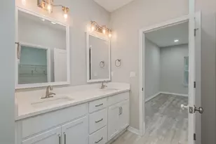 6737 Sarah Ann Way, Laurel Hill, FL 32567 - Photo 19