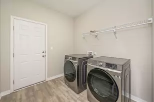 6737 Sarah Ann Way, Laurel Hill, FL 32567 - Photo 33