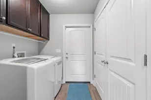 1827 Sundown Dr, Navarre, FL 32566 - Photo 29