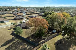 2406 Cumberland Way, Crestview, FL 32536 - Photo 43