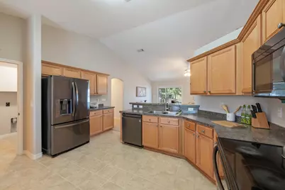 2406 Cumberland Way, Crestview, FL 32536 - Photo 13