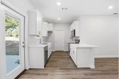 6192 Winstead Cove, Crestview, FL 32539 - Photo 7