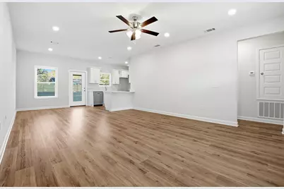 6192 Winstead Cove, Crestview, FL 32539 - Photo 3