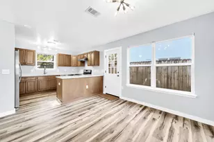 609 E Edney Ave E, Crestview, FL 32536 - Photo 19