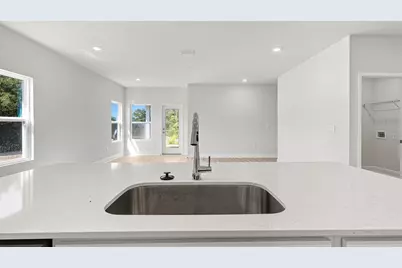 2086 Wiregrass Street, Navarre, FL 32566 - Photo 5