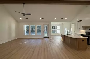 1912 Hidden Springs Dr, Baker, FL 32531 - Photo 15