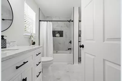 2202 Avenida De Sol, Navarre, FL 32566 - Photo 17