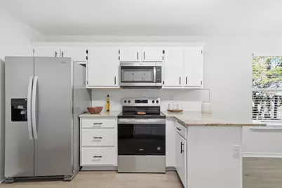 2202 Avenida De Sol, Navarre, FL 32566 - Photo 5