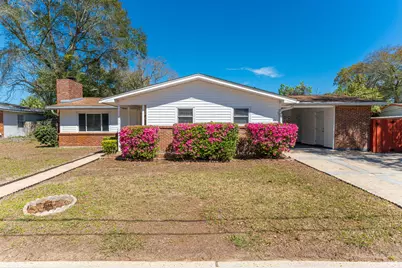 611 Lang Road, Fort Walton Beach, FL 32547 - Photo 1
