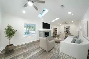 710 Powell Dr, Niceville, FL 32578 - Photo 3