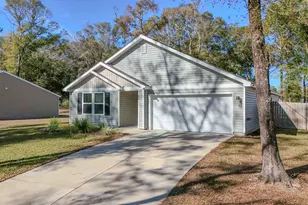 252 Squirrel Rd, Defuniak Springs, FL 32433 - Photo 1