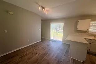 2027 Las Vegas Trail, Navarre, FL 32566 - Photo 9