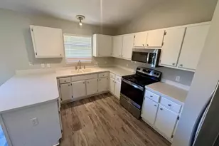 2027 Las Vegas Trail, Navarre, FL 32566 - Photo 7