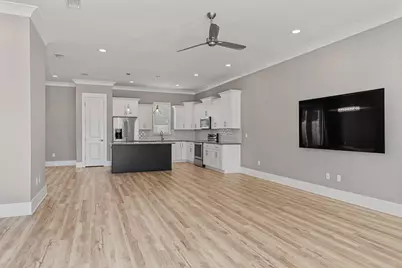 995 Airport Road #43, Destin, FL 32541 - Photo 3