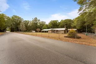 4780 Griffith Rd, Holt, FL 32564 - Photo 3