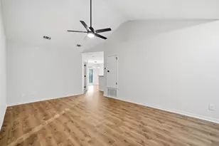 420 E Williams Ave E, Crestview, FL 32539 - Photo 11