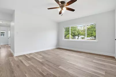 312 SW Hollywood SW Boulevard SW, Fort Walton Beach, FL 32548 - Photo 7