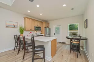 873 S Brett Street S, Crestview, FL 32539 - Photo 3