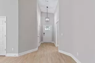 1421 Madelyn Wds Dr, Pensacola, FL 32506 - Photo 7