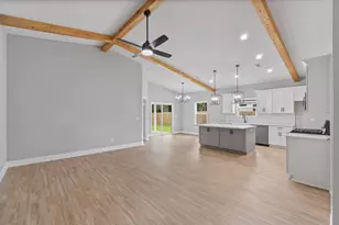 1420 Madelyn Wds Dr, Pensacola, FL 32506 - Photo 9