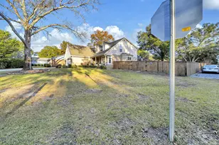 526 Nassau Dr, Niceville, FL 32578 - Photo 3