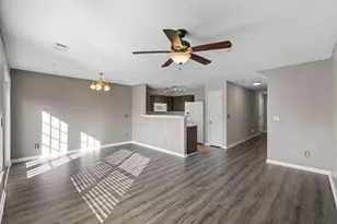 266 Swaying Pine Ct, Crestview, FL 32539 - Photo 5