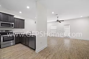 121 E Iron Horse Dr E, Crestview, FL 32539 - Photo 3