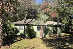 320 Okaloosa Ave, Valparaiso, FL 32580 - Photo 1