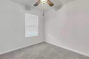 3021 Jane Ln, Crestview, FL 32539 - Photo 15