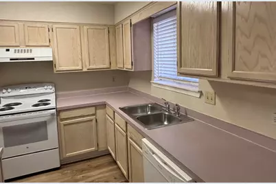 2 NW Cinderella Lane NW #D, Fort Walton Beach, FL 32547 - Photo 7